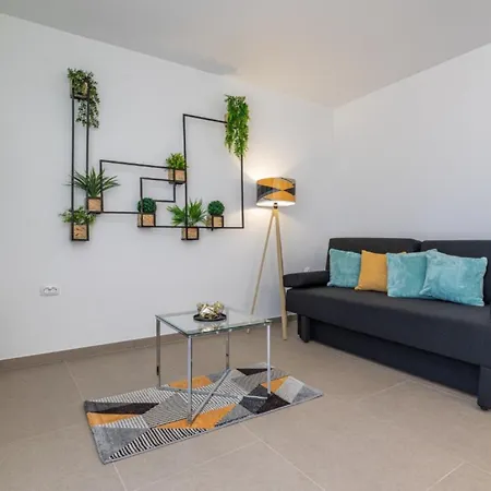 Moderne Grzetic By Interhome Apartmán *