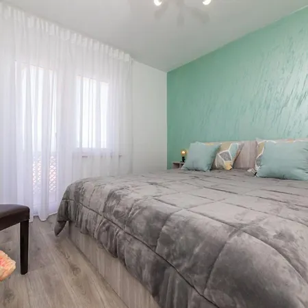 Moderne Grzetic By Interhome